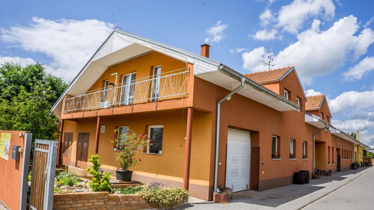 Penzion U Dablova Kopyta Rakvice Zewnętrze zdjęcie